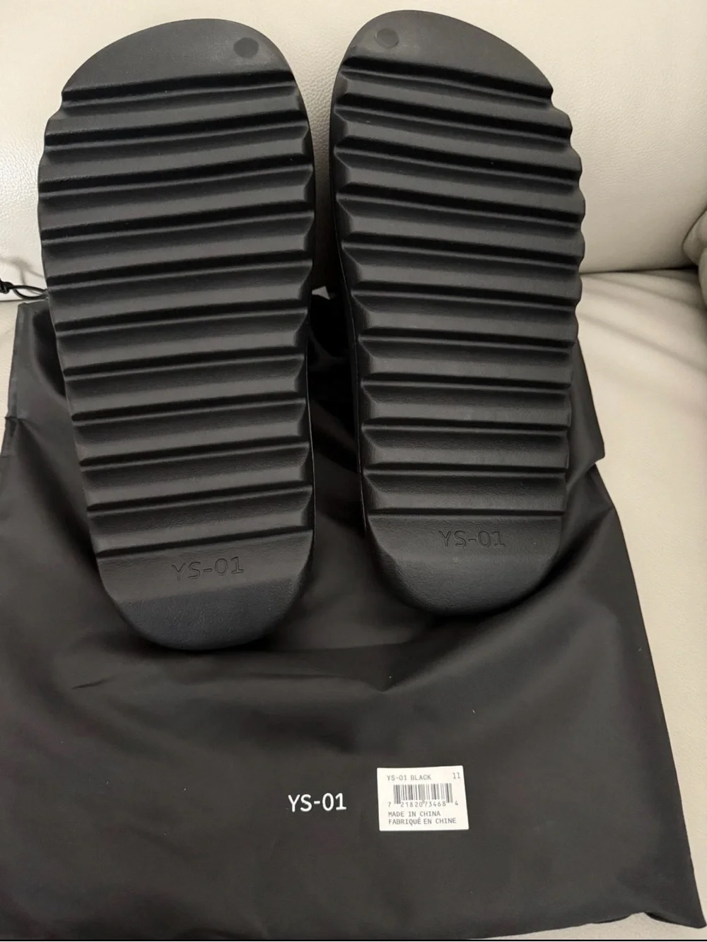 YEEZY YS-01 Slides- Size 11
